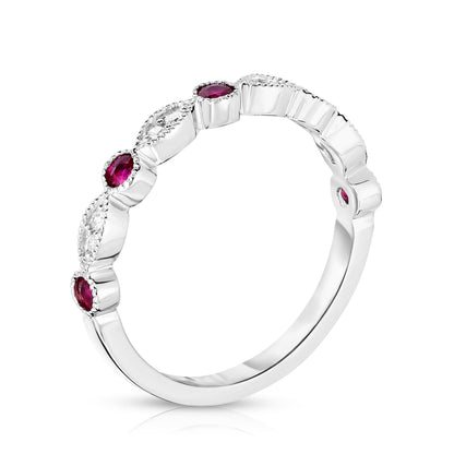 0.25Ct Diamond Stackable Milligrain Ring in 14K Gold